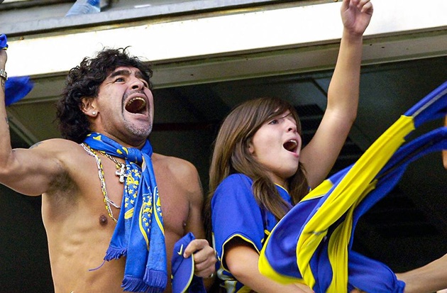 Dalma từng theo dõi Boca thi đấu cùng cha mình tại SVĐ Bombonera nổi tiếng.