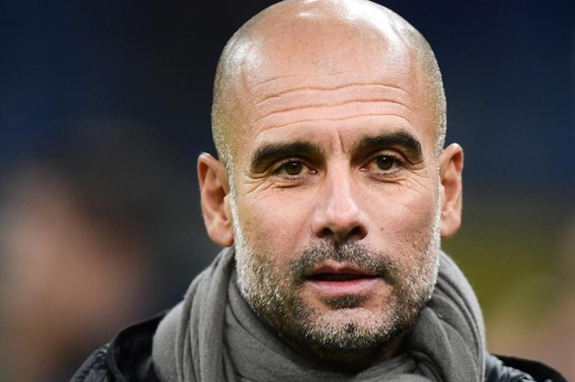 Solskjaer đấu trí Guardiola.