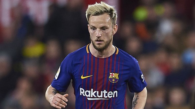 Không thực sự nổi bật ở Barca nhưng Rakitic vẫn là con bài quan trọng trong lối chơi của Croatia.