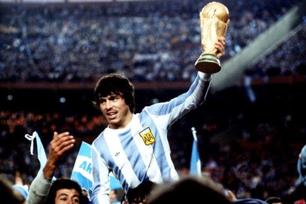 Chiến thắng 6-0, Argentina lần đầu vô địch World Cup nhờ 'mua độ' - Bóng Đá