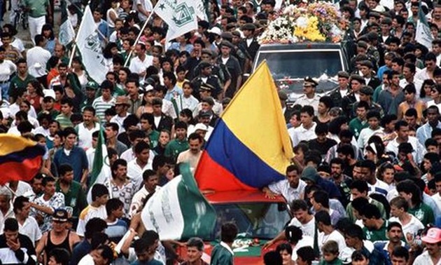 Đám tang của Andres Escobar. Ảnh: FIFA.