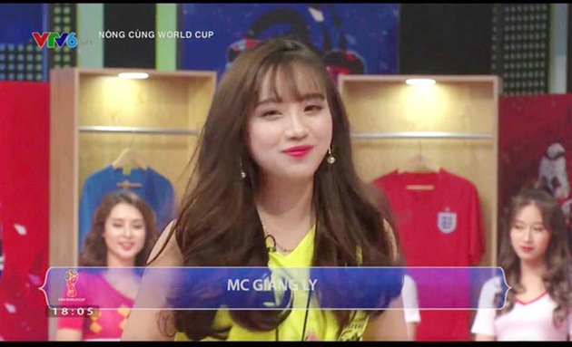 Cô nàng xuất hiện trên kênh VTV6 vào 18h00 hàng ngày, cùng với dàn 32 hot girl cổ vũ cho World Cup 2018.