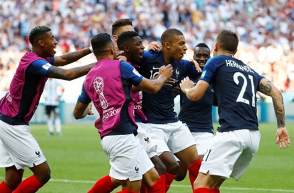 Chung kết World Cup: Pháp trội hơn nhưng Croatia chẳng vừa! - Bóng Đá