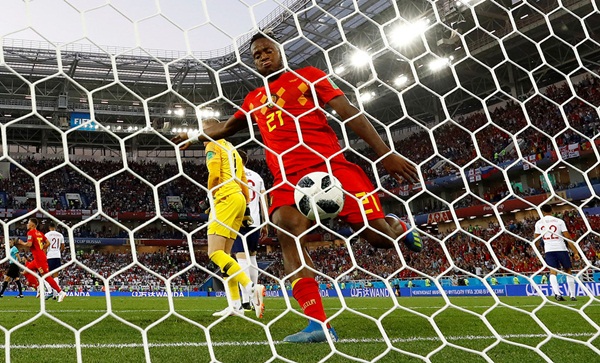 CR7 ghi hat-trick, Neymar ăn vạ và 10 khoảnh khắc đáng nhớ ở World Cup - Bóng Đá