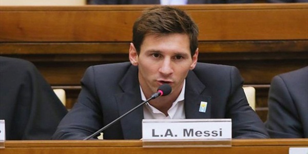 Messi, Ronaldo gặp cơn ác mộng thuế ở Tây Ban Nha như thế nào? - Bóng Đá