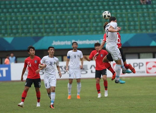 HLV Olympic Hàn Quốc tiết lộ trận đấu khó khăn nhất tại Asiad 2018 - Bóng Đá