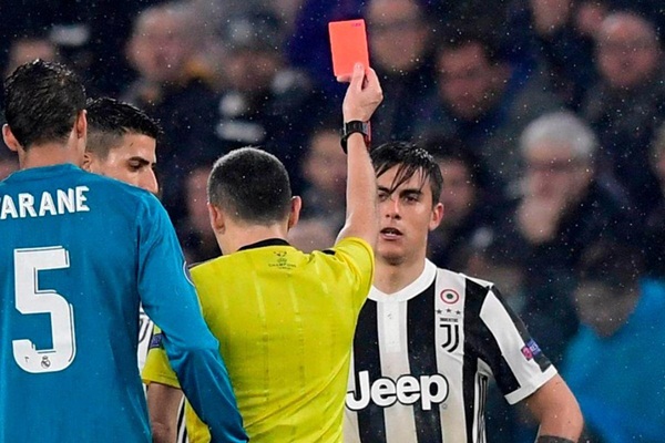 Juventus cần một Ronaldo không biết khóc - Bóng Đá