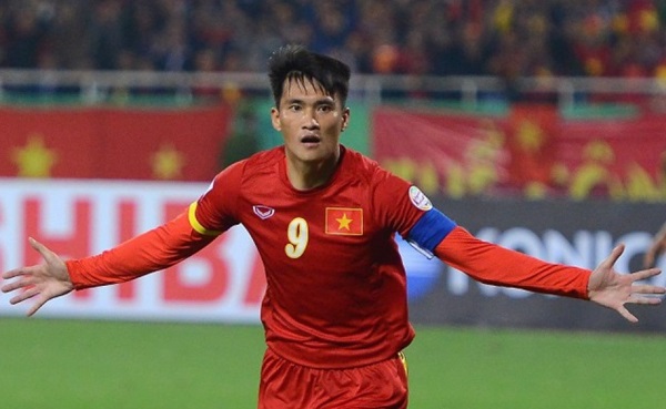 - Bóng Đá