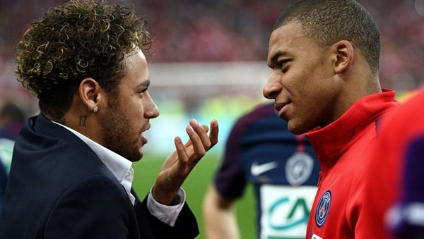 Cái tôi quá lớn của Neymar cùng sự thiếu chín chắn của Mbappe dường như đã khiến dự án chinh phục Champions League cùng với bộ ba C-N-M của PSG tan vỡ ngay từ khi mới bắt đầu.