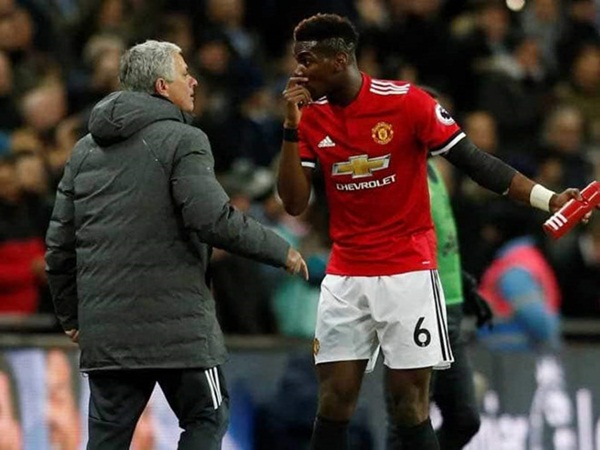 Pogba đồng ý về MU khi biết Mourinho ở đó.