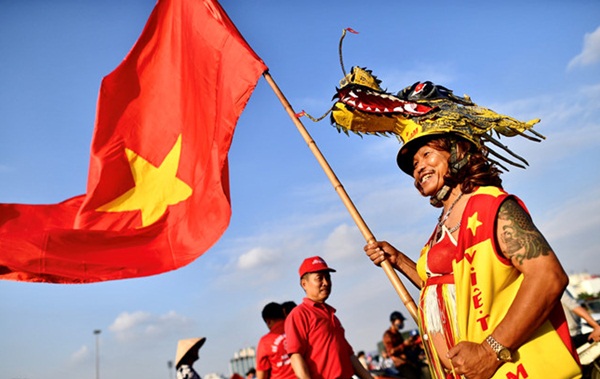 Các CĐV Việt Nam luôn rất cuồng nhiệt mỗi khi đội nhà thi đấu.