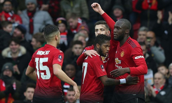 137 phút, 3 bàn thắng, Lukaku đạt hiệu suất ấn tượng.