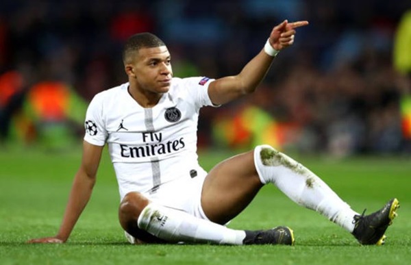 Mbappe bị chỉ trích vì ăn mừng bàn thắng thứ 100 trên sân tập - Bóng Đá