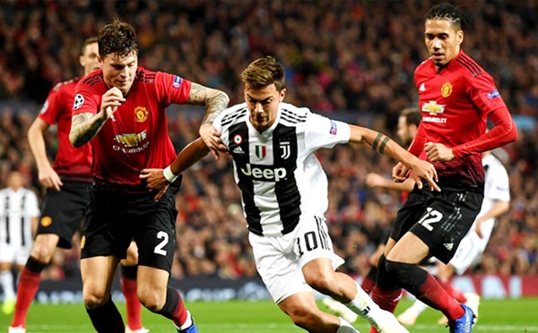Lindelof - Smalling là cặp đôi trung vệ tin cậy nhất MU lúc này.