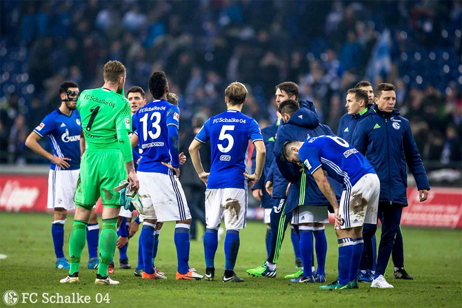 Schalke và cuộc khủng hoảng trước thềm derby vùng Ruhr - Bóng Đá