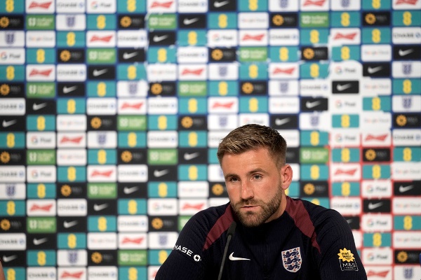 Gareth Southgate ra quyết định bất ngờ với Luke Shaw