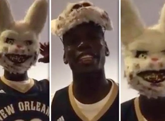 Pogba ăn mừng lễ Halloween. Ảnh: Internet.