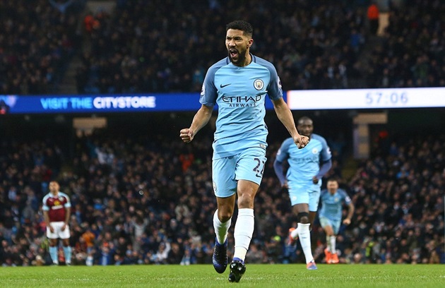 Song, Clichy đã phá vỡ thế bế tắc ở đầu hiệp hai.