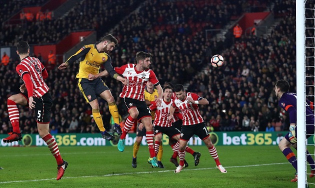 Mustafi trong một lần tham gia tấn công.