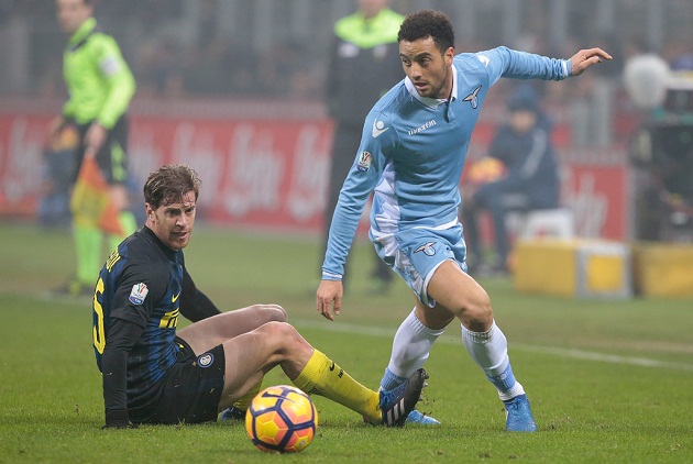 Lazio chơi thong dong với lợi thế quá lớn.