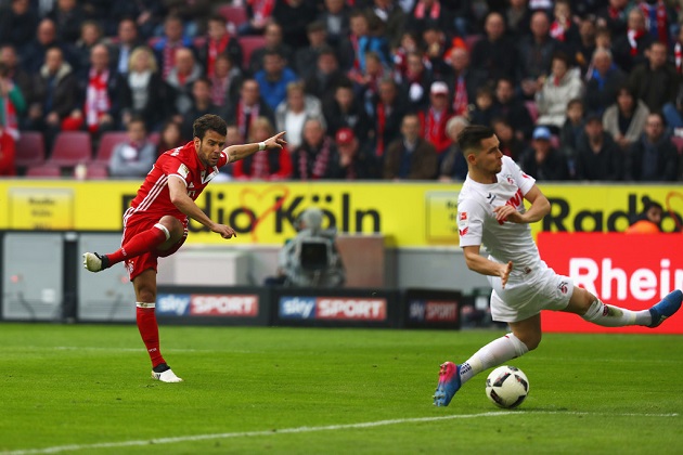 Phút 48, Juan Bernat ghi tên lên bảng tỉ số sau pha đóng cực căng bên góc trái.