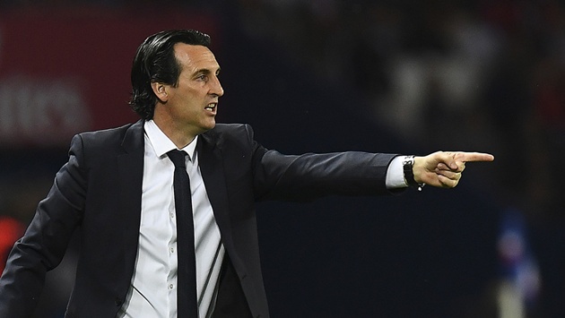 Emery vẫn nhiệt như thường lệ.