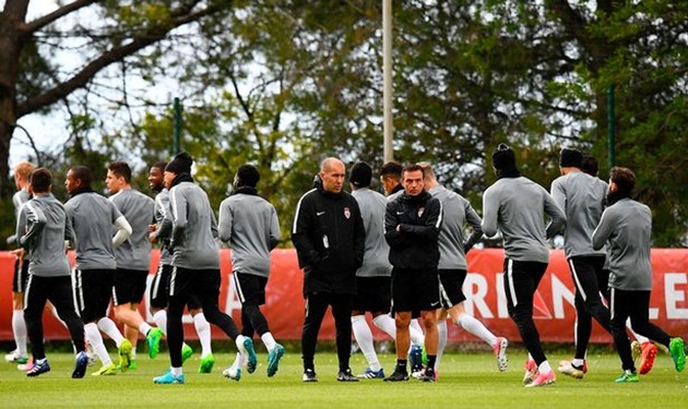 Trước đại chiến, Jardim chỉ cho học trò tập nhẹ - Bóng Đá