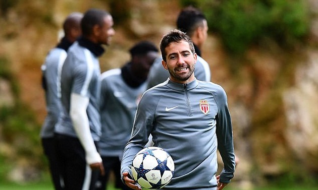 Bernardo Silva sẽ là mũi khoan chủ lực bên cánh.