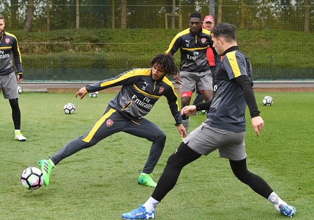 Elneny ít có cơ hội ra sân trong thời gian gần đây.