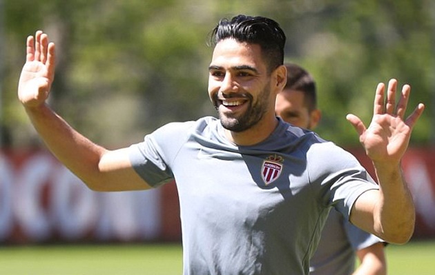 Trong trận lượt đi Falcao chơi khá mờ nhạt.