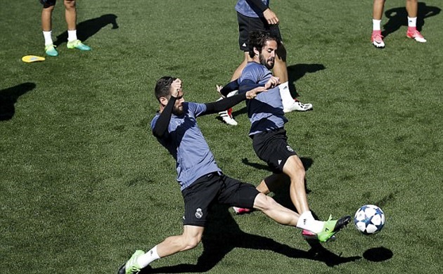 Isco tưởng chừng như là siêu dự bị giờ cũng đá có suất đá chính.
