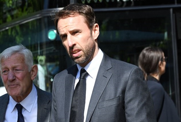 Đám tang của cựu cầu thủ 44 tuổi này có sự hiện diện của HLV tuyển Anh Gareth Southgate.