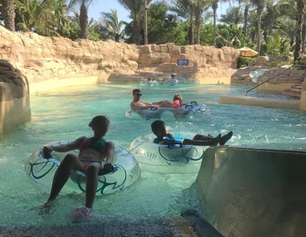 Vardy cũng như Rooney, đang nghỉ dưỡng tại Barbados.