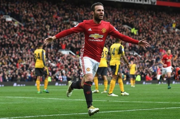 Mata hiện đang có rất nhiều lời đề nghị từ các đội bóng khác.