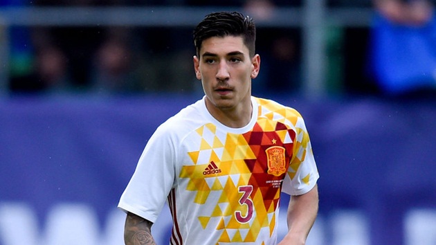Bellerin được cất lên ghế dự bị ngày hôm nay.