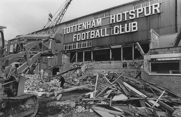 Sân White Hart Lane đập bỏ để nâng cấp.