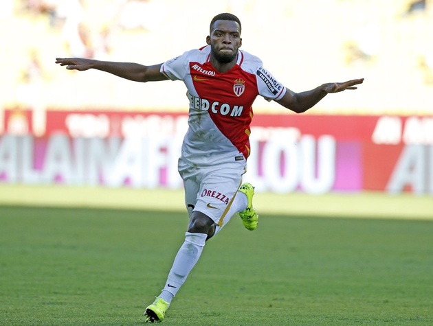 Lemar bị Monaco hét giá tận 80 triệu bảng.