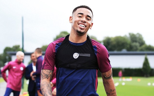 Jesus cũng đã phục hồi hoàn toàn sau chấn thương nặng cuối mùa trước.