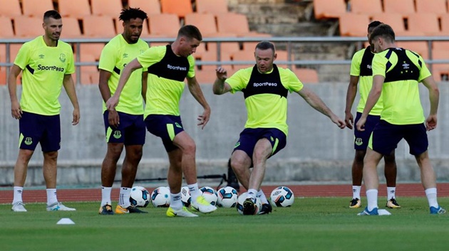 Anh tập luyện khá nghiêm túc.