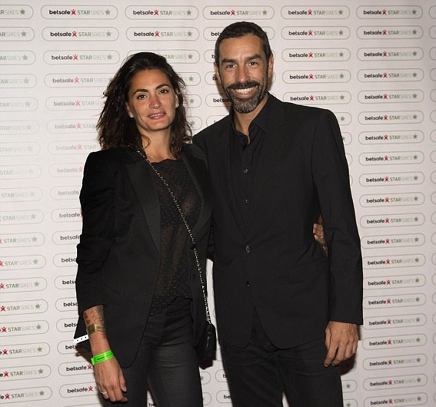 Pires và người vợ Jessica.