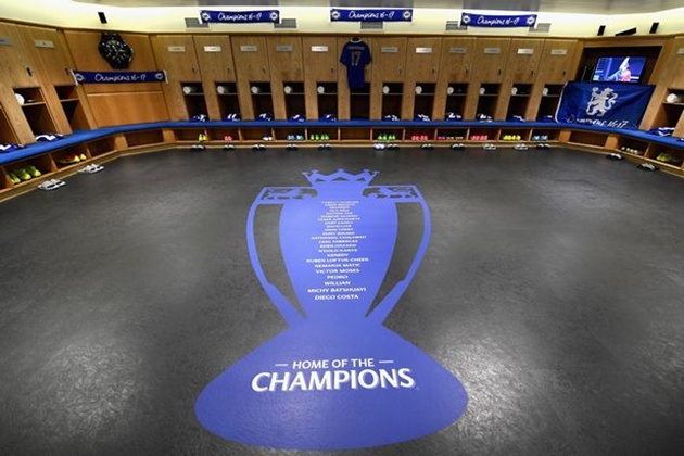 Chelsea, Crystal Palace và Southampton là những đội bóng vẫn chưa có cầu thủ mang áo số 9.