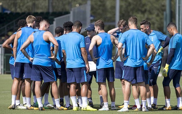 Sau đó, họ sẽ tiếp tục đụng độ Roma và Man City.