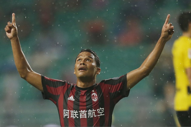 Bacca là niềm hi vọng vàng của Milan.