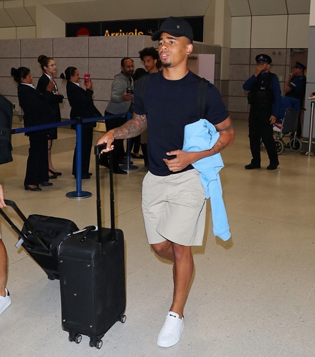 Ngay sau trận thắng Tottenham, dàn sao của Pep đã quay trở về Anh để chuẩn bị bước vào mùa giải mới.