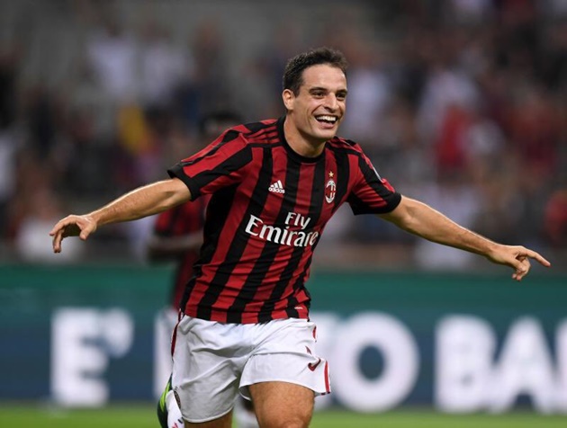 Tuy nhiên, AC Milan vẫn có một thế trận khá cởi mở.