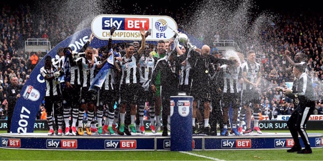 Newcastle trở lại giải Ngoại hạng với tư cách là đội vô địch Championship mùa giải trước.