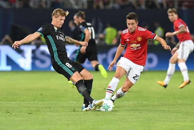 Man Utd: Juan Mata, Ander Herrera, Marouane Fellaini, Michael Carrick, Ashley Young, Daley Blind, Luke Shaw, Andreas Pereira.