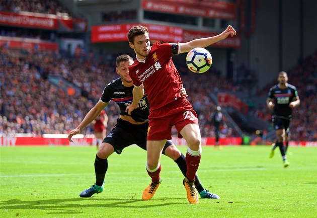 Tân binh Robertson đã chơi khá tròn vai trong tối nay.