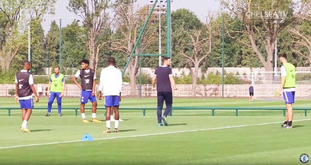 Hiện tại, anh sẽ học để lấy bằng HLV để có thể dẫn dắt đội một trong tương lai không xa.