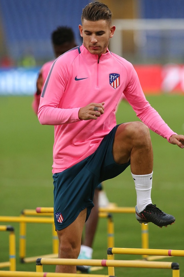 Đêm nay, không hiểu HLV người Argentina sẽ dùng chiến thuật gì để hóa giải lối chơi biến hóa của Roma.